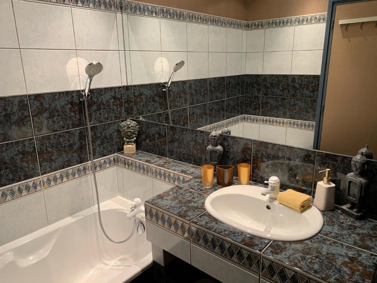 Saint-Denis-lès-Martel Le Moulin Du Boisset Bed & Breakfast エクステリア 写真