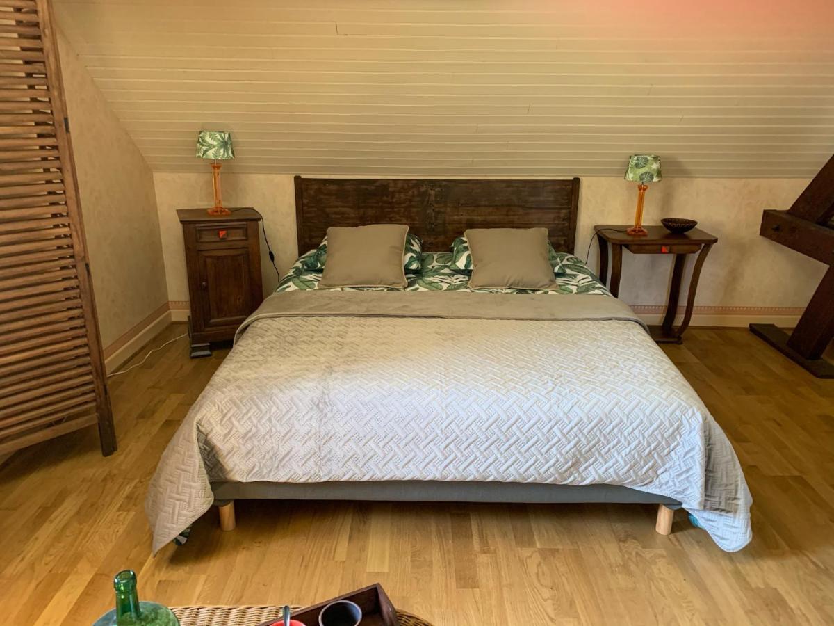 Saint-Denis-lès-Martel Le Moulin Du Boisset Bed & Breakfast エクステリア 写真