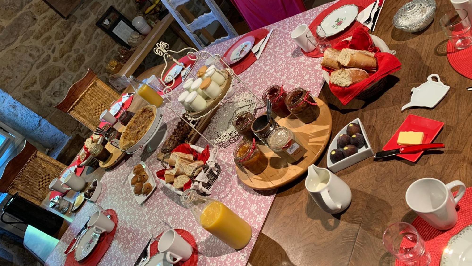 Saint-Denis-lès-Martel Le Moulin Du Boisset Bed & Breakfast エクステリア 写真